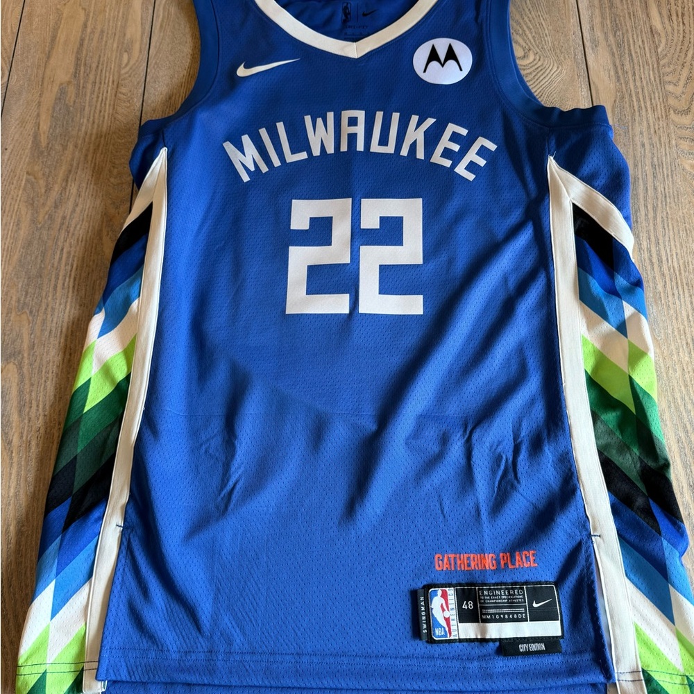 Nike Blue Milwaukee Bucks Basketball Jersey